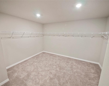 5268 Sanders Oak Trail - Photo Thumbnail 15