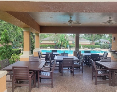 2921 Pine Oak Trail - Photo Thumbnail 32