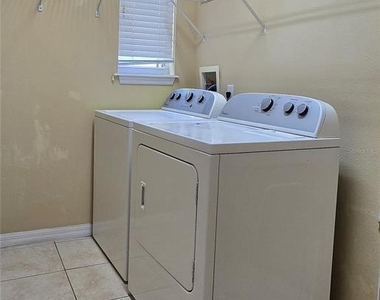 2921 Pine Oak Trail - Photo Thumbnail 14