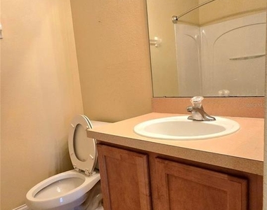 2921 Pine Oak Trail - Photo Thumbnail 24