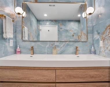 525 E Jackson Street - Photo Thumbnail 26