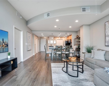525 E Jackson Street - Photo Thumbnail 22