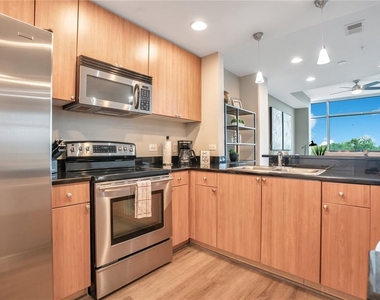 525 E Jackson Street - Photo Thumbnail 7