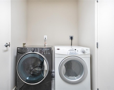 525 E Jackson Street - Photo Thumbnail 33