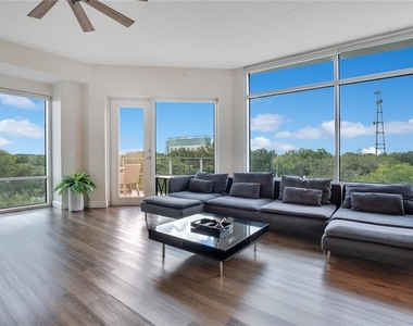 525 E Jackson Street - Photo Thumbnail 21
