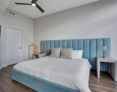 525 E Jackson Street - Photo Thumbnail 28