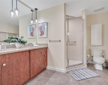 525 E Jackson Street - Photo Thumbnail 31