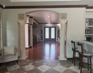 1180 Reserve Way - Photo Thumbnail 22