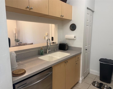 1180 Reserve Way - Photo Thumbnail 5