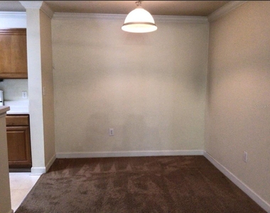 18139 Back Stretch Lane - Photo Thumbnail 8