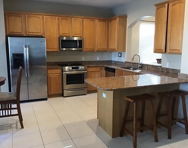 2613 Pawnall Street - Photo Thumbnail 3