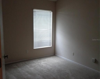 2125 River Park Boulevard - Photo Thumbnail 14