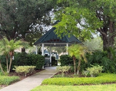 9118 Sabal Pine Way - Photo Thumbnail 25