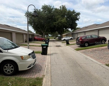 9118 Sabal Pine Way - Photo Thumbnail 20