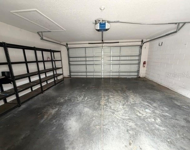9118 Sabal Pine Way - Photo Thumbnail 19