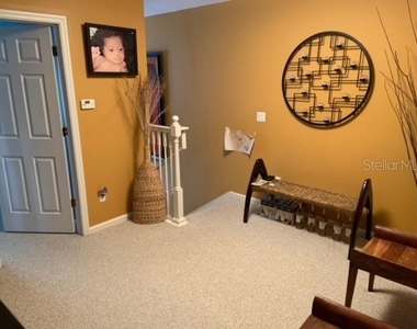 9118 Sabal Pine Way - Photo Thumbnail 6