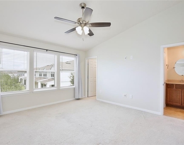 3924 Plainview Drive - Photo Thumbnail 11