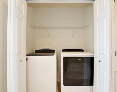 3924 Plainview Drive - Photo Thumbnail 19