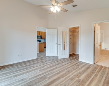 19756 Glen Elm Way - Photo Thumbnail 19