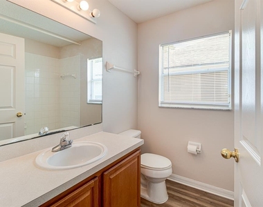 19756 Glen Elm Way - Photo Thumbnail 16