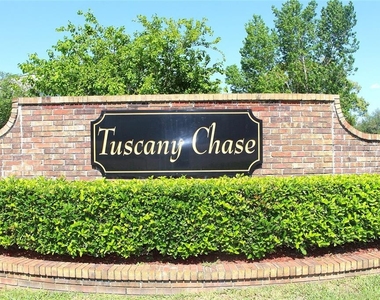 3036 Dellcrest Place - Photo Thumbnail 17