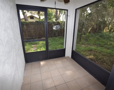 908 Sumter Street - Photo Thumbnail 2