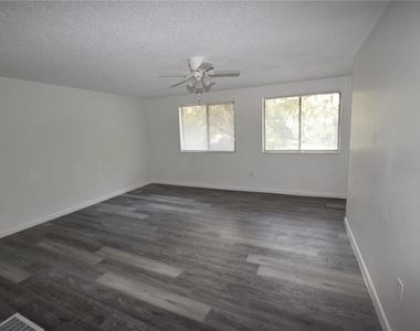 908 Sumter Street - Photo Thumbnail 16