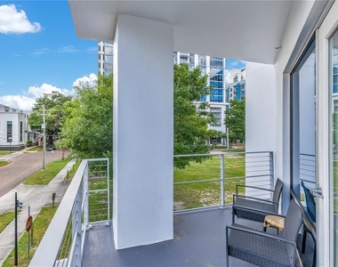 525 E Jackson Street - Photo Thumbnail 24