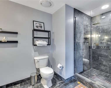 525 E Jackson Street - Photo Thumbnail 20