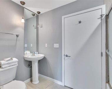 525 E Jackson Street - Photo Thumbnail 23