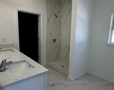 5124 Andris Street - Photo Thumbnail 4
