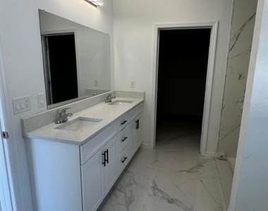 5124 Andris Street - Photo Thumbnail 5