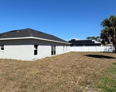 5124 Andris Street - Photo Thumbnail 6