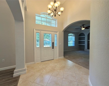 10341 Cypress Isle Court - Photo Thumbnail 6