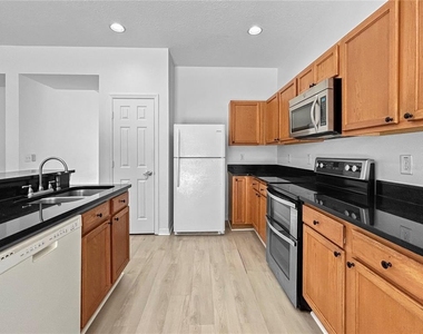 654 Kettering Road - Photo Thumbnail 16