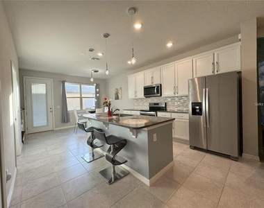 5032 Walker Street - Photo Thumbnail 5