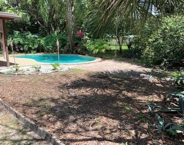 6367 Kearce Street - Photo Thumbnail 15