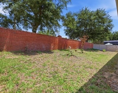 3316 Mccormick Woods Drive - Photo Thumbnail 26