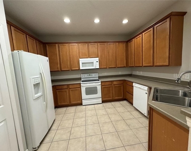 10360 Sandy Marsh Lane - Photo Thumbnail 5