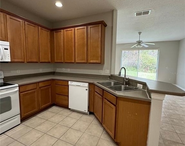 10360 Sandy Marsh Lane - Photo Thumbnail 7