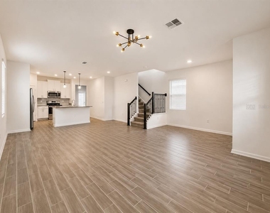 1432 Viscaya Cove Boulevard - Photo Thumbnail 5