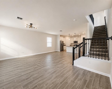 1432 Viscaya Cove Boulevard - Photo Thumbnail 4