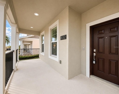 1432 Viscaya Cove Boulevard - Photo Thumbnail 2
