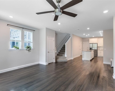 8673 Tavistock Lakes Boulevard - Photo Thumbnail 3