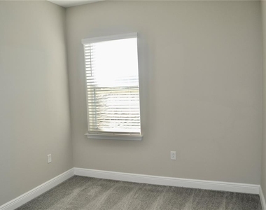 16430 Tangerine Mesa Drive - Photo Thumbnail 18