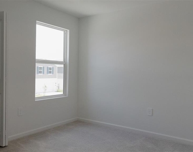 6433 Domizio Drive - Photo Thumbnail 25