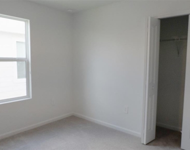 6433 Domizio Drive - Photo Thumbnail 15