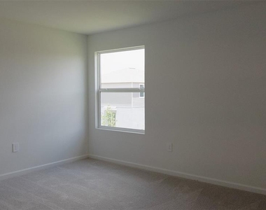 6433 Domizio Drive - Photo Thumbnail 23