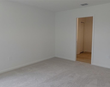 6433 Domizio Drive - Photo Thumbnail 22