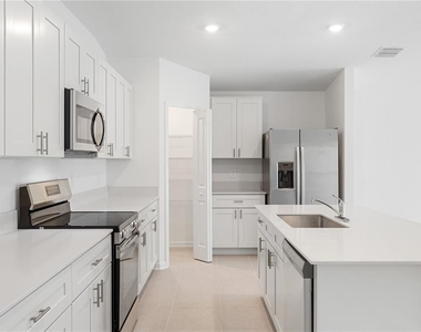 4814 Yellow Elder Way - Photo Thumbnail 14